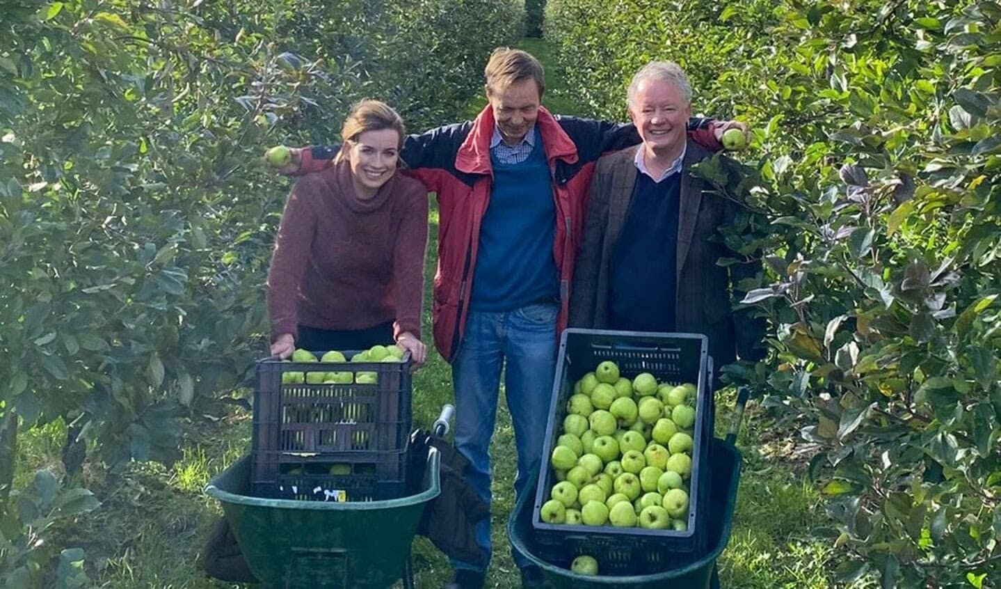 Appel plukken vrijwilligerswerk